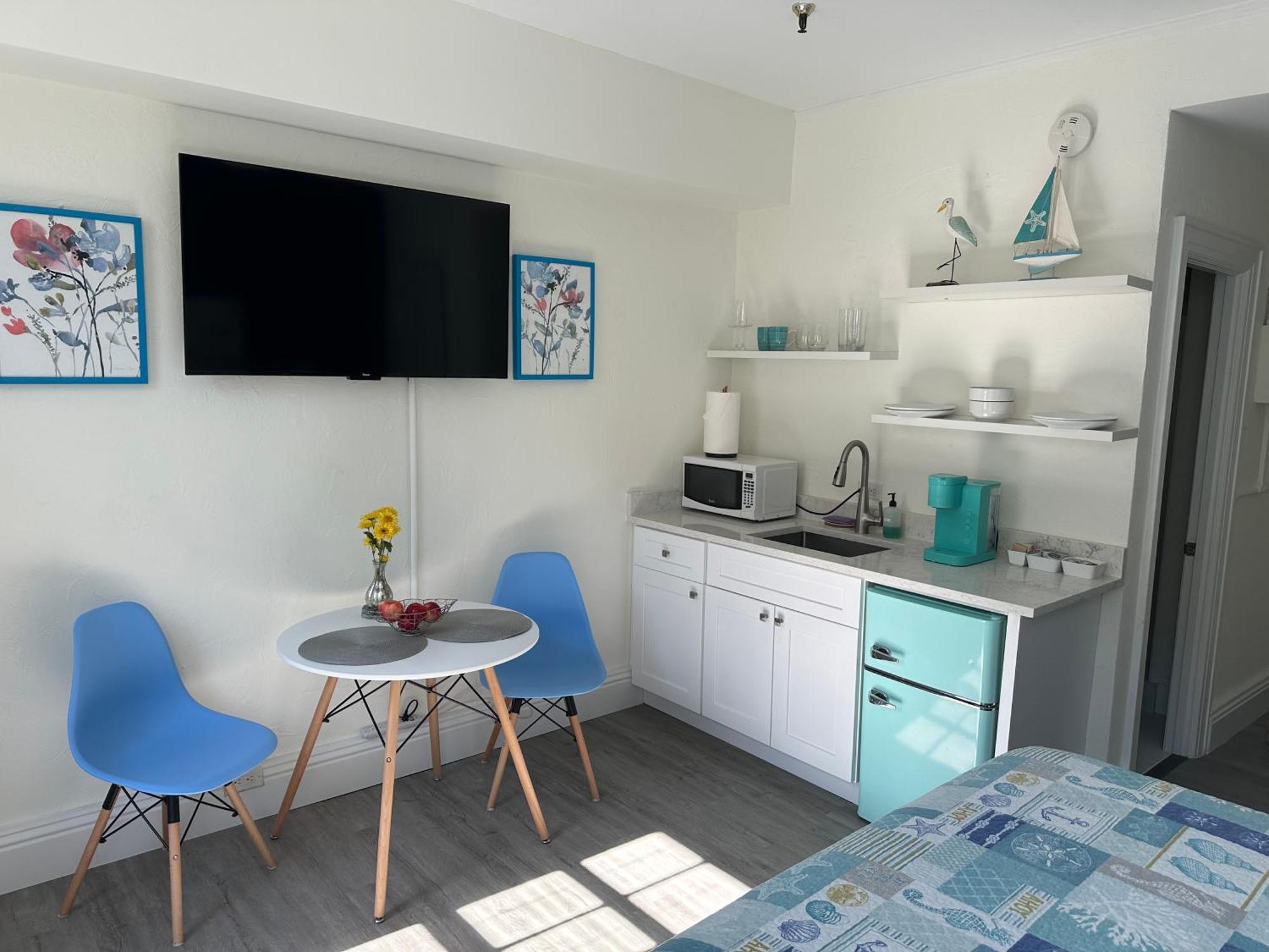 Cozy Studio In The Heart Of The Palm Beach Island - Free Valet Service Zewnętrze zdjęcie