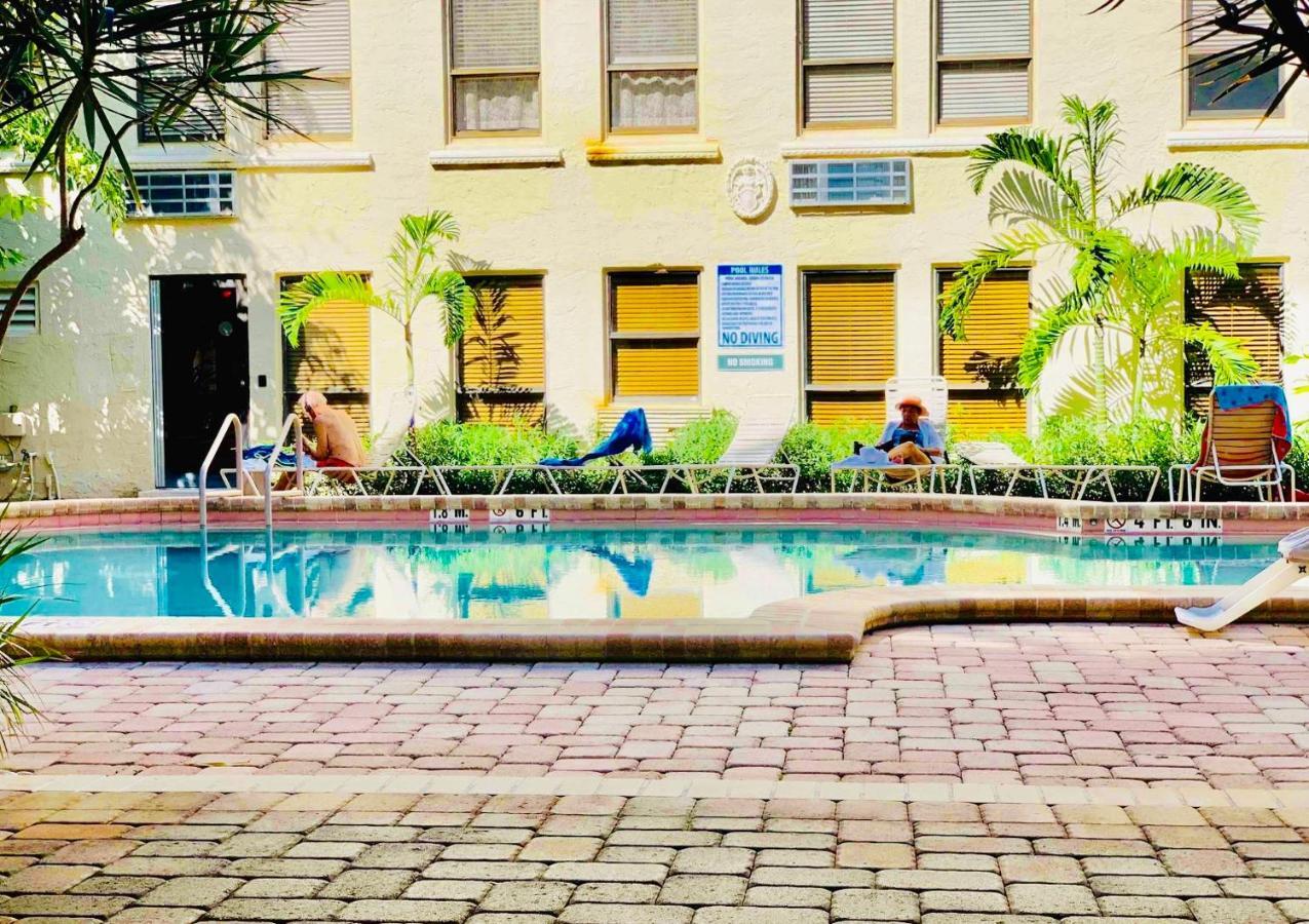 Cozy Studio In The Heart Of The Palm Beach Island - Free Valet Service Zewnętrze zdjęcie